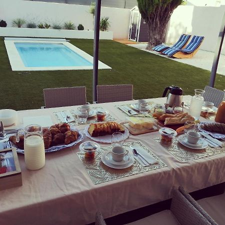 Jas Dou Felibrige Bed & Breakfast Puget-Ville Exterior foto