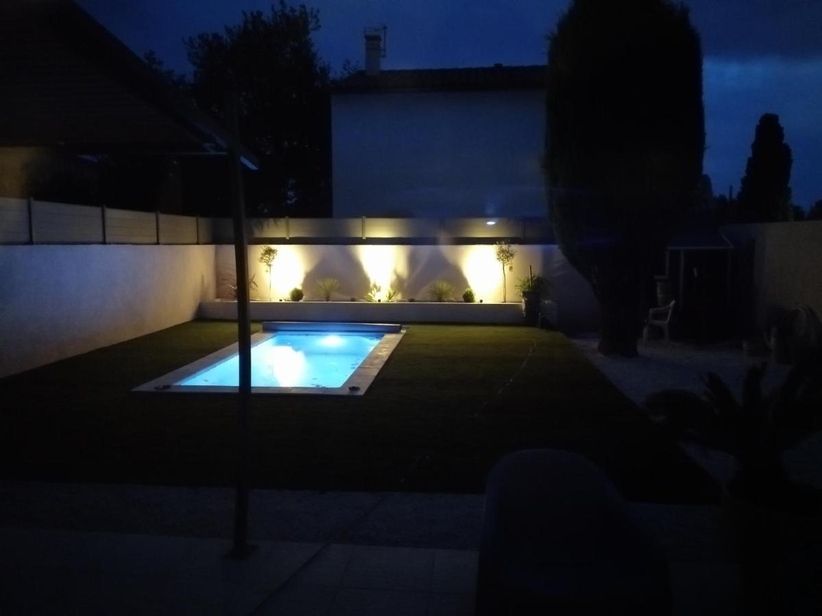 Jas Dou Felibrige Bed & Breakfast Puget-Ville Exterior foto