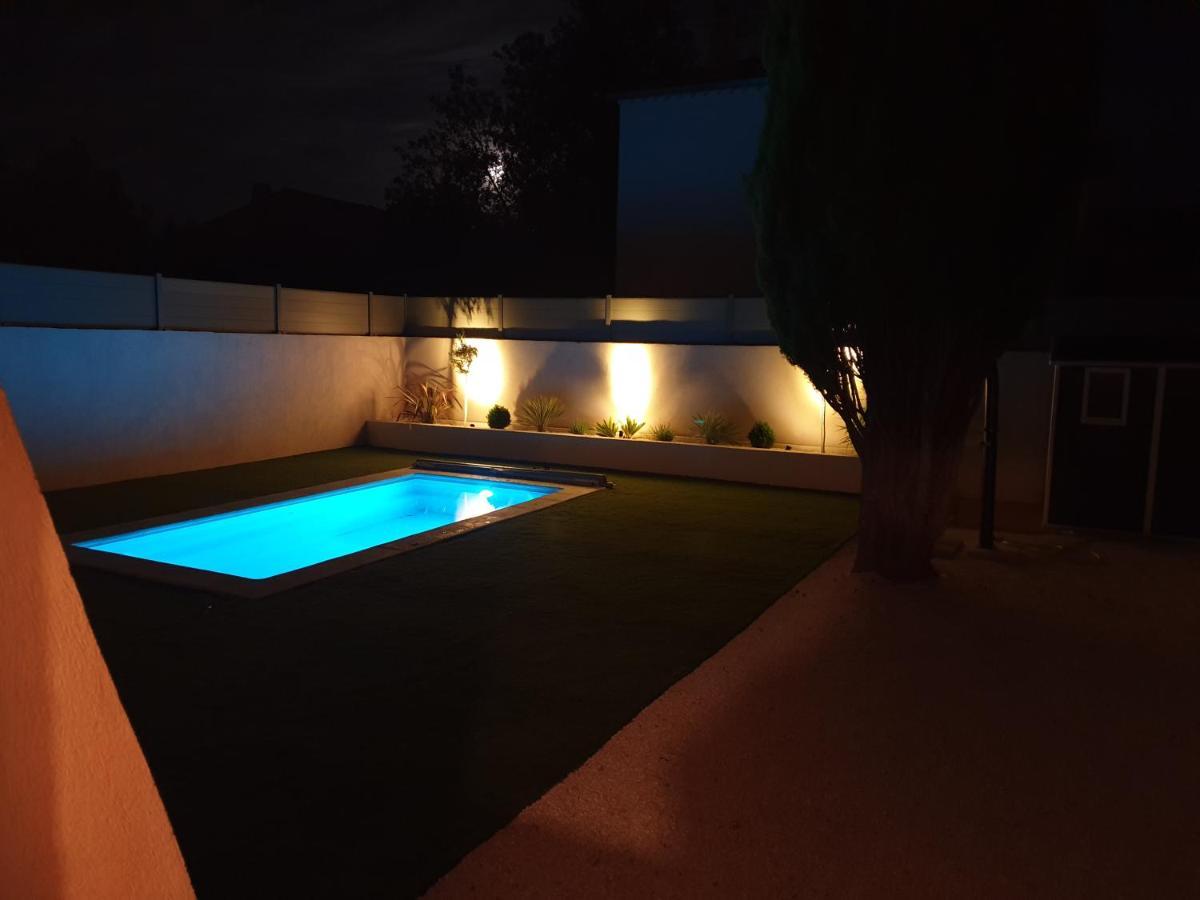 Jas Dou Felibrige Bed & Breakfast Puget-Ville Exterior foto