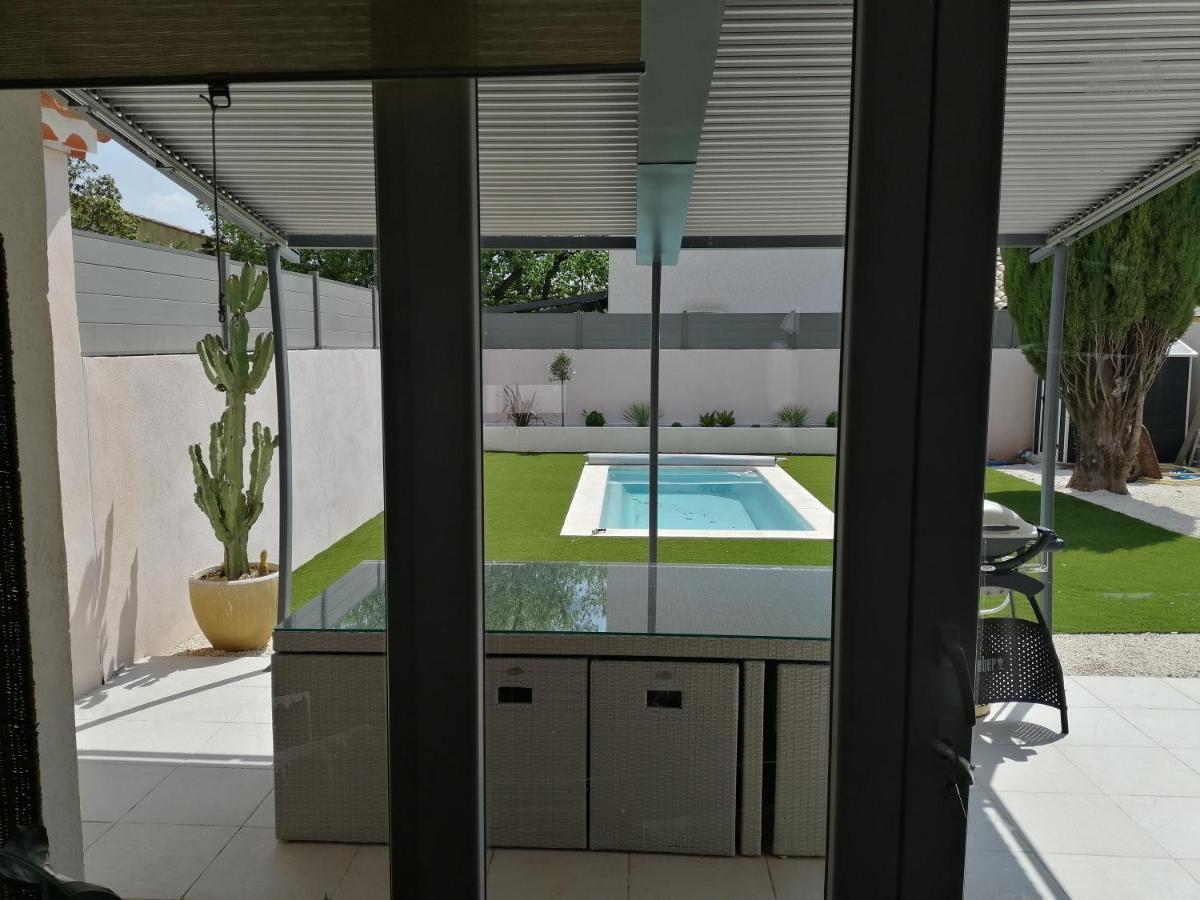 Jas Dou Felibrige Bed & Breakfast Puget-Ville Exterior foto